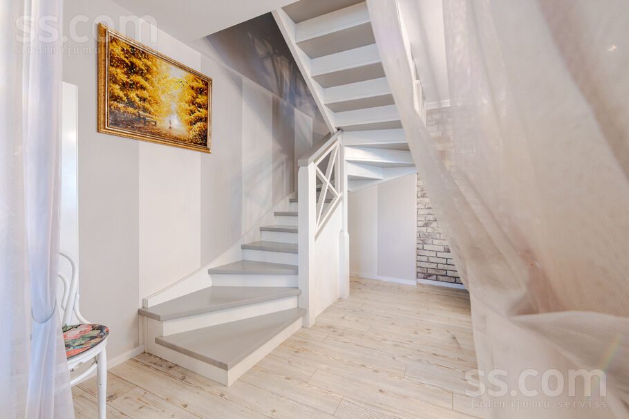 Ceriņu iela 10, Jūrmala — maja