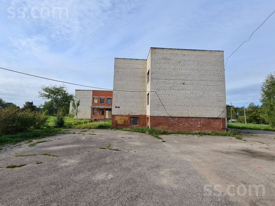Kalves, Jelgava un raj., Platones pag. — telpa
