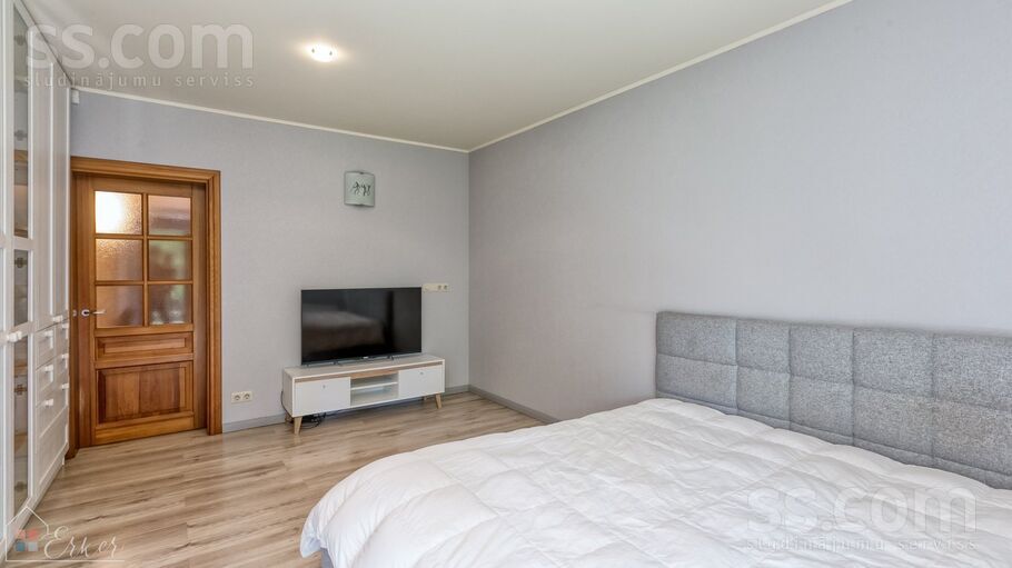 Vizuļu 28, Lapenieki, Rīgas rajons, Ķekavas pag. — maja