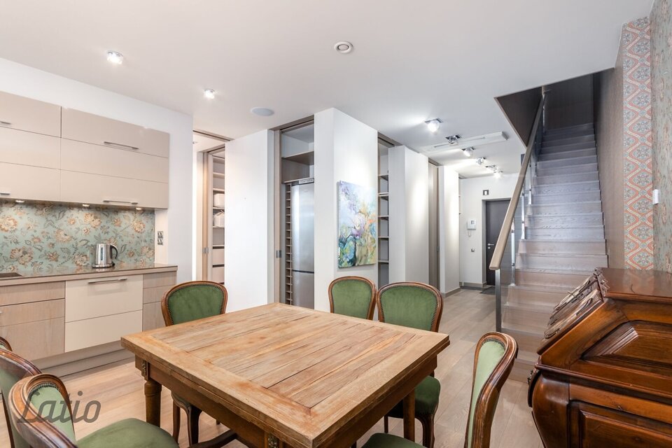 Tīklu iela 11, Jūrmala