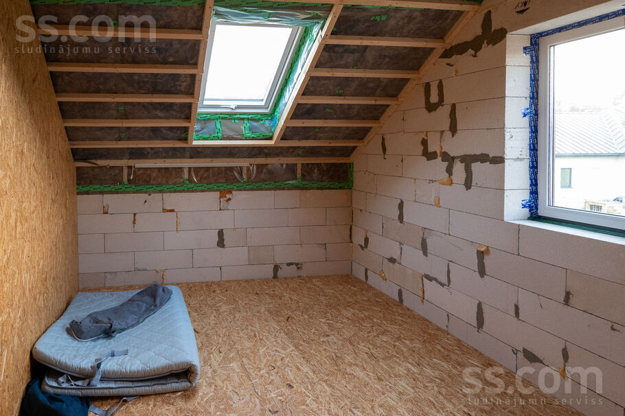 Anniņas 9, Mežezeri, Rīgas rajons, Salaspils l. t. — maja