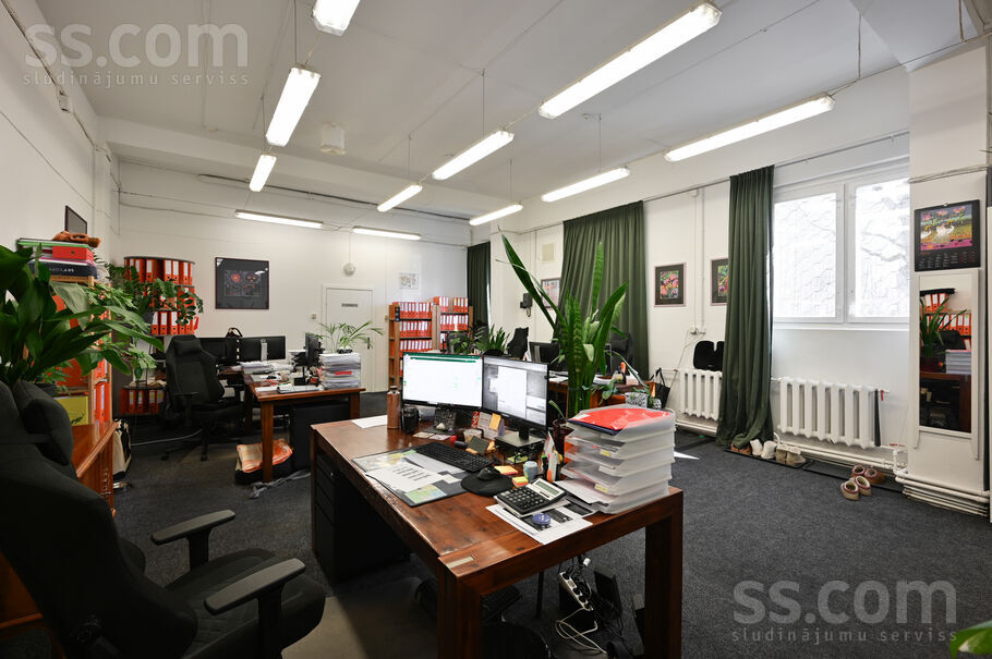 Elvīras 1b, Rīga — maja