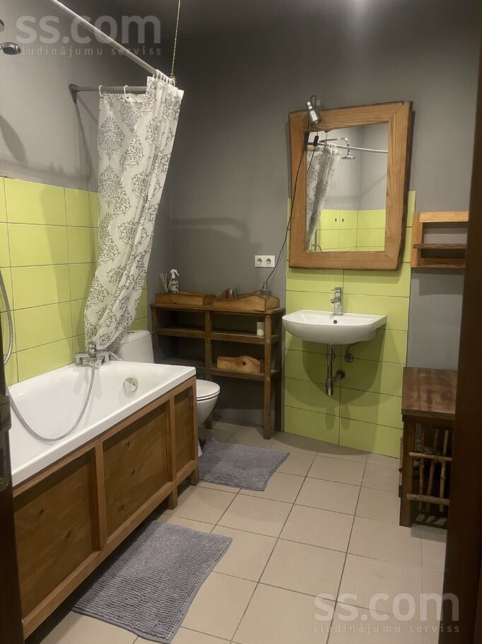 Ramanu 8, Upesciems, Rīgas rajons, Garkalnes nov. — maja