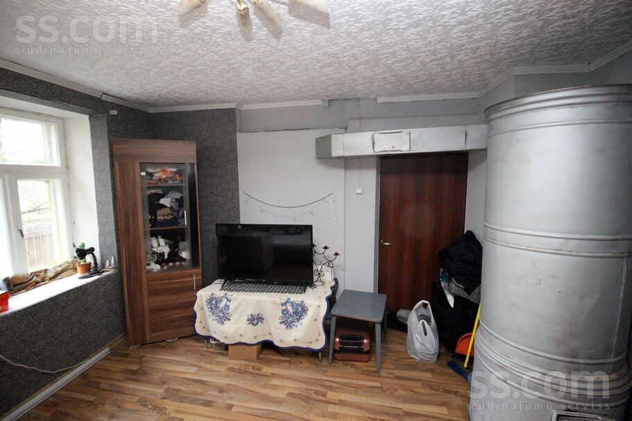 Mālu 3, Kuldīga un raj., Kuldīga — dzivoklis