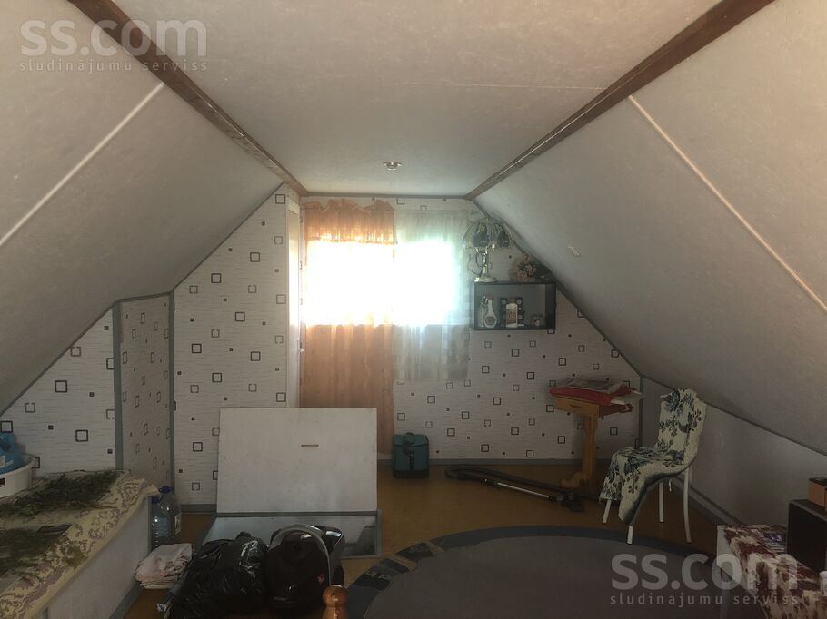 34 22, Šķēde, Liepāja un raj., Medzes pag. — maja