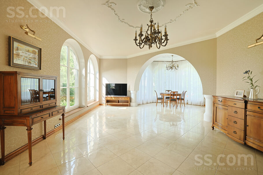 Kalna 11, Rīgas rajons, Sigulda — maja