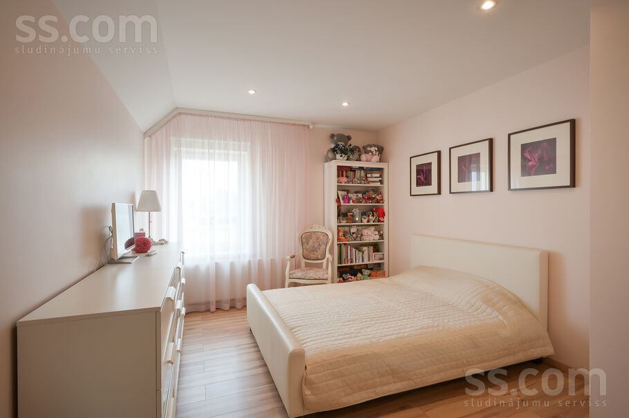 Nākotnes 63, Rīgas rajons, Sigulda — maja