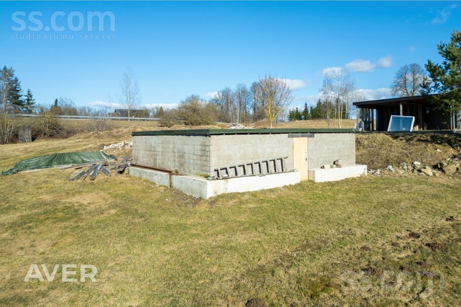 Lejasvētras 1, Ogre un raj., Ikšķiles l. t. — zeme