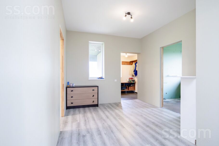 Vecpēteri, Rīgas rajons, Sigulda — maja