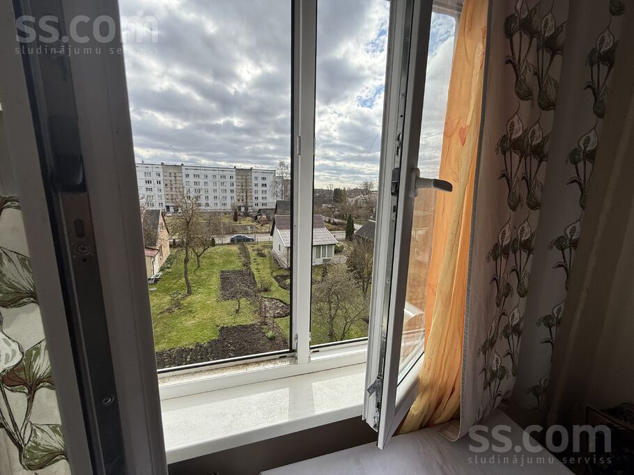 Saules iela 12, Preiļi un raj., Līvāni — dzivoklis