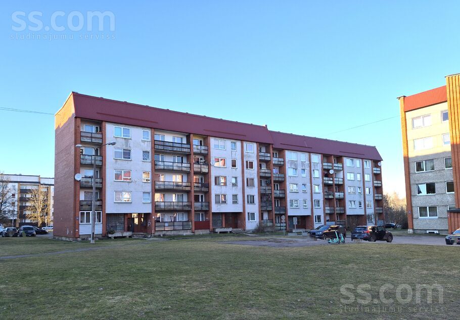 Rubenes 36, Valmiera un raj., Valmiera — dzivoklis