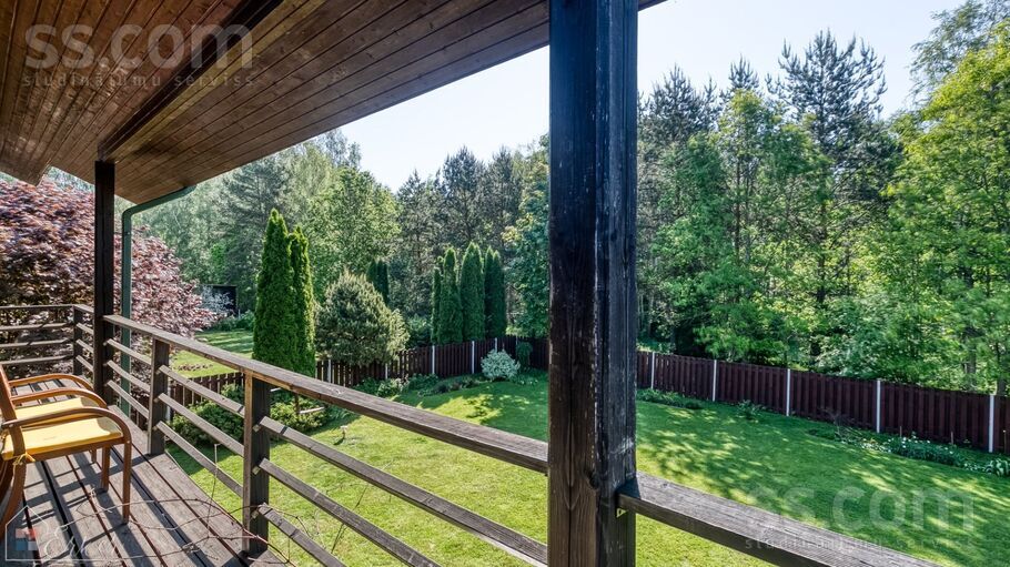 Vizuļu 28, Lapenieki, Rīgas rajons, Ķekavas pag. — maja