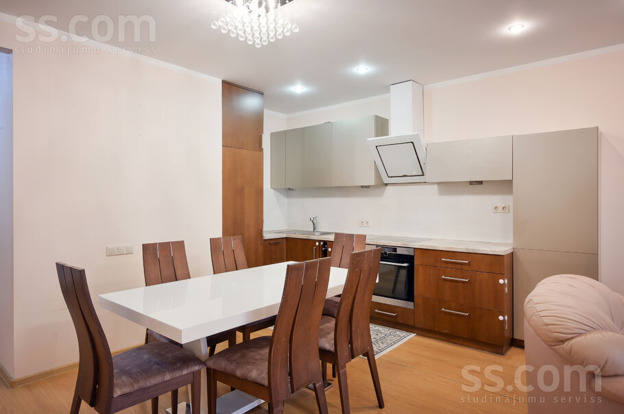 Bērzavoti k-3, Rīgas rajons, Baloži — dzivoklis