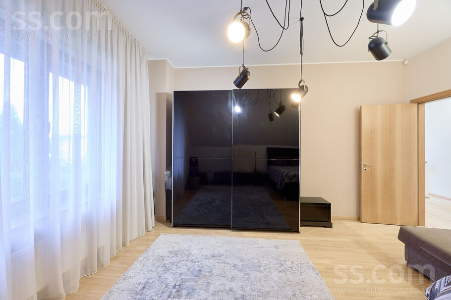 Beberbeķu 7. l., Rīga — maja