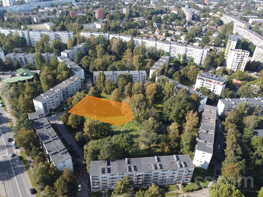 Stirnu, Rīga — zeme