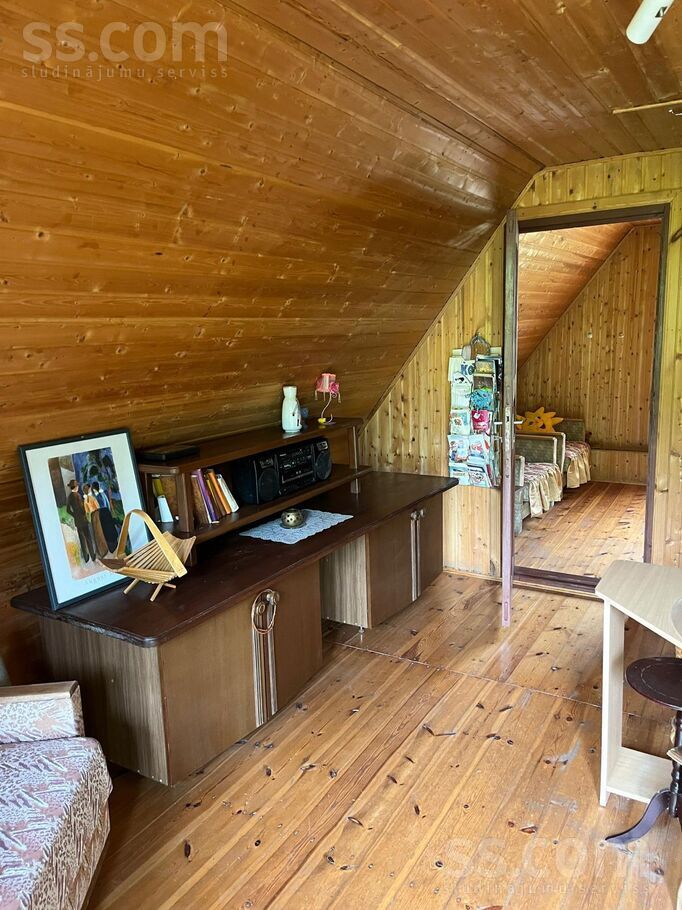 Saulgrieži, Klārmuiža, Talsi un raj., Dundagas pag. — maja