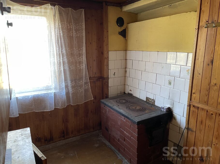 Ķiršu iela 12, Rumbenieki, Kuldīga un raj., Rumbas pag. — maja