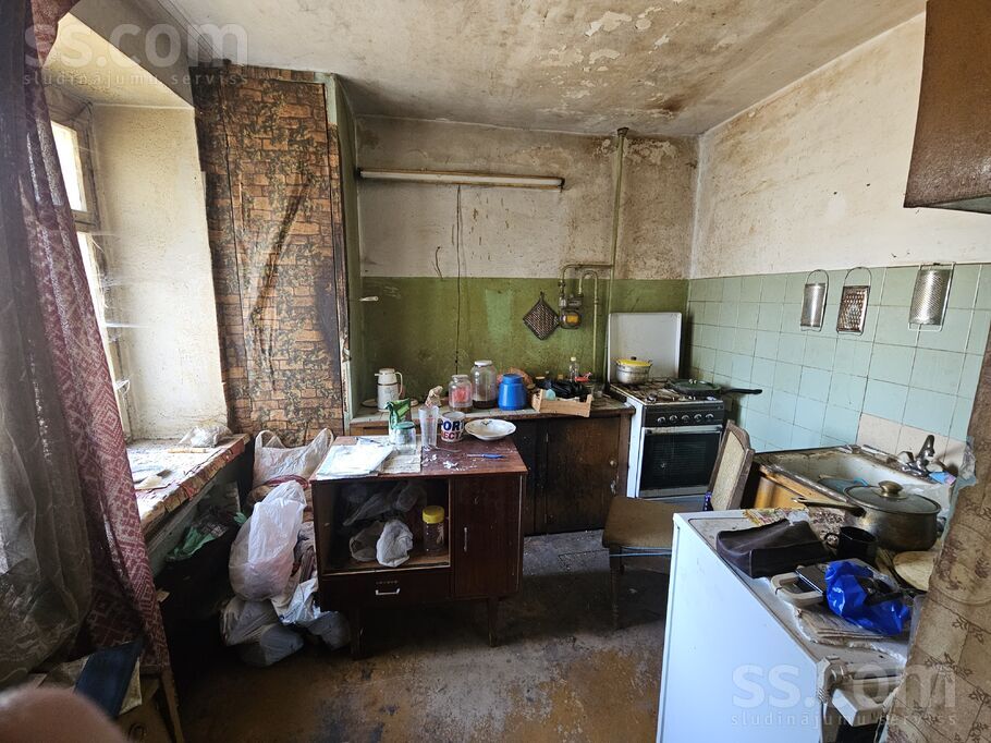 Gaismas 28, Daugavpils un raj., Daugavpils — dzivoklis