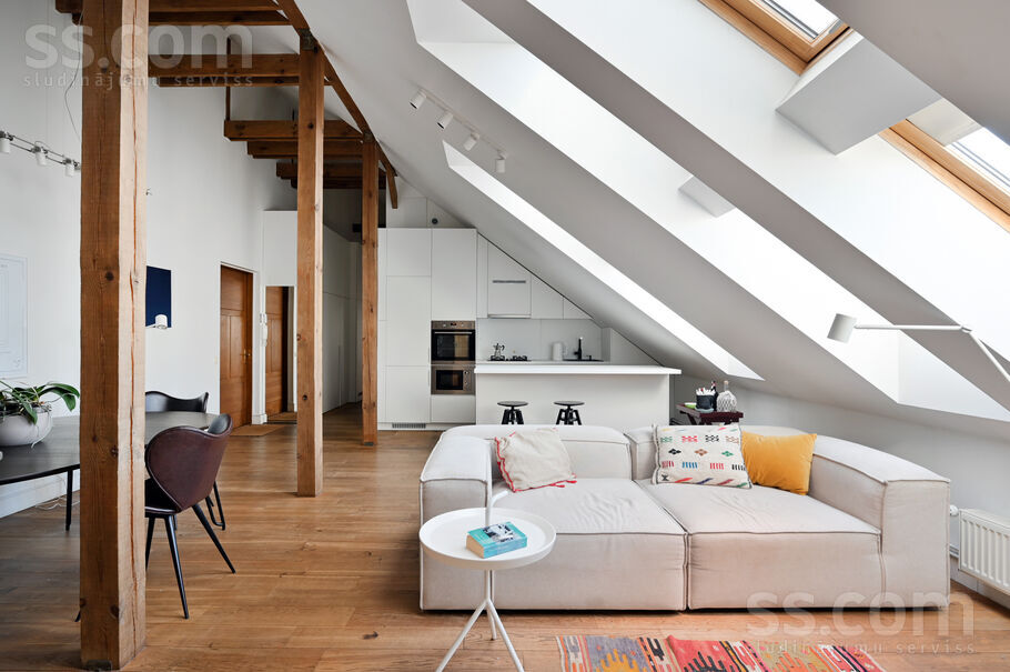 Pulkv. Brieža 7, Rīga — dzivoklis