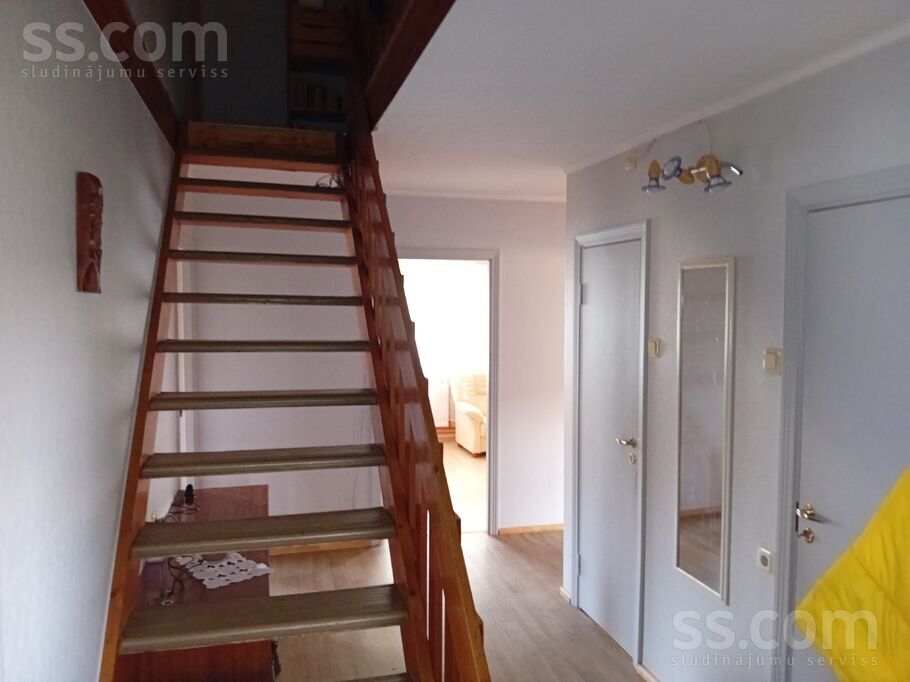 Alejas iela 6, Jāņmuiža, Cēsis un raj., Priekuļu pag. — maja