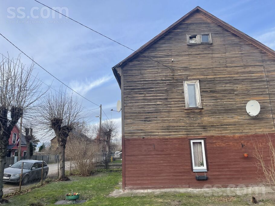 Kungu 9, Jelgava un raj., Jelgava — dzivoklis