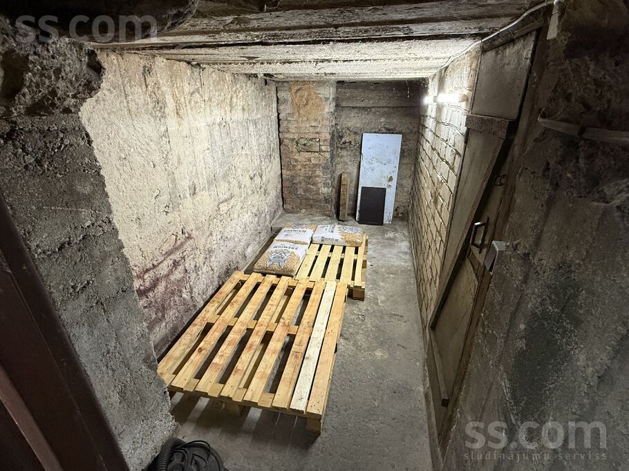 Zvaigžņu iela 8, Rēzekne un raj., Rēzekne — maja