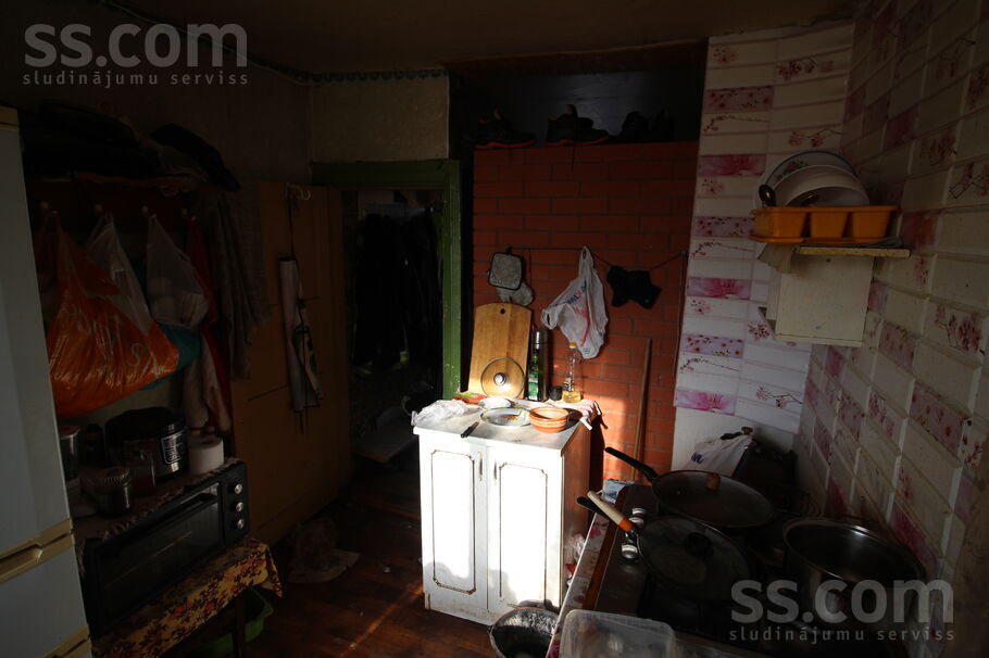 Jūlijas, Ozoliņi, Krāslava un raj., Dagdas pag. — maja