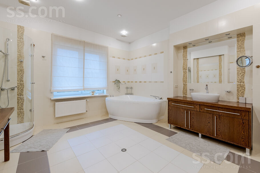 Kriķu 13, Rīga — maja