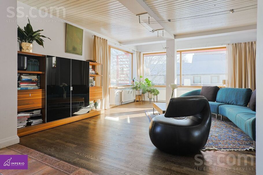 Mālkalnu 21, Rīgas rajons, Sigulda — maja