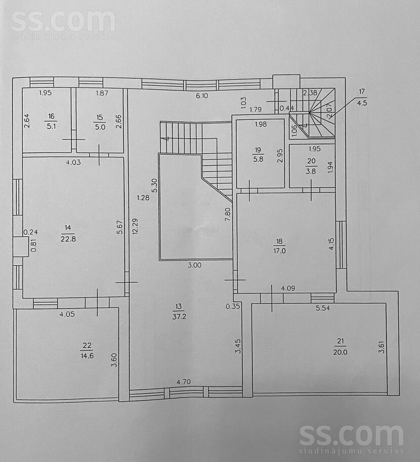 Omnibusa iela 8b, Jūrmala — maja