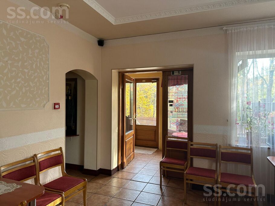 Krasta, Ogre un raj., Ogre — maja