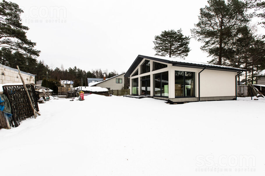 Ceriņkrūmu iela 23, Carnikava, Rīgas rajons, Carnikavas nov. — maja