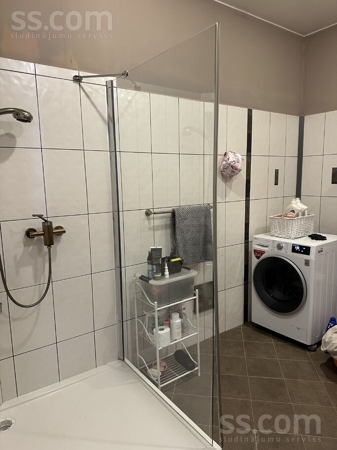 Apuzes 28, Rīga — dzivoklis