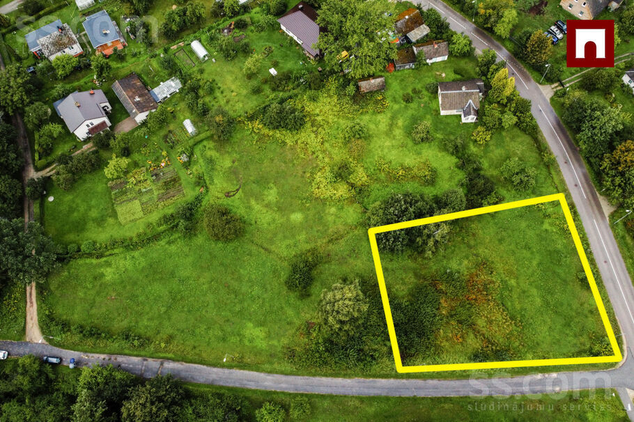 Upes 1a, Zvejniekciems, Saulkrastu l. t. — zeme