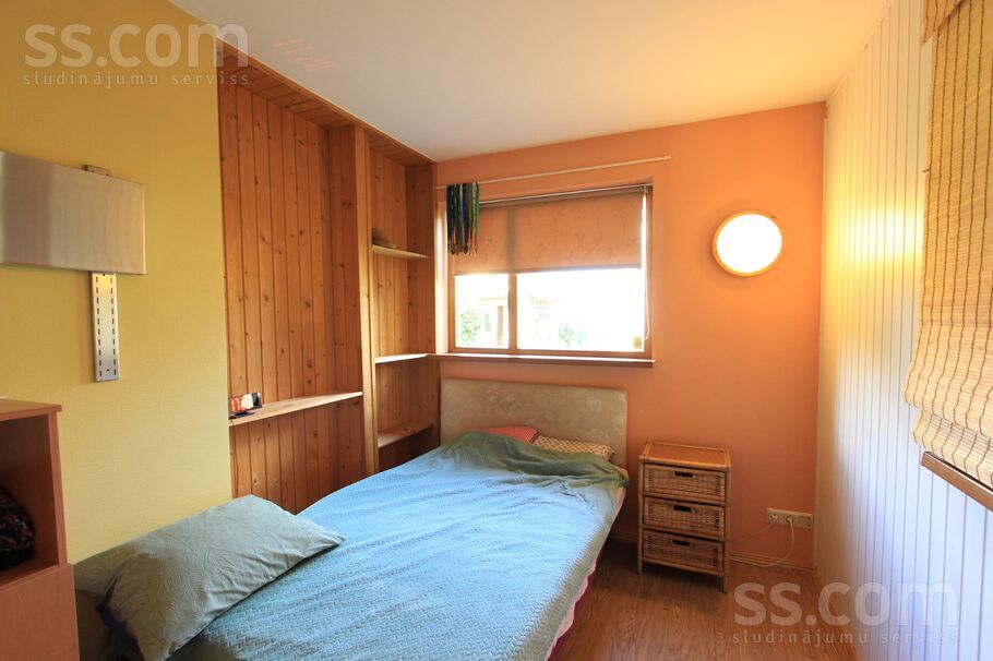 Ziemas 7, Krustkalni, Rīgas rajons, Ķekavas pag. — maja