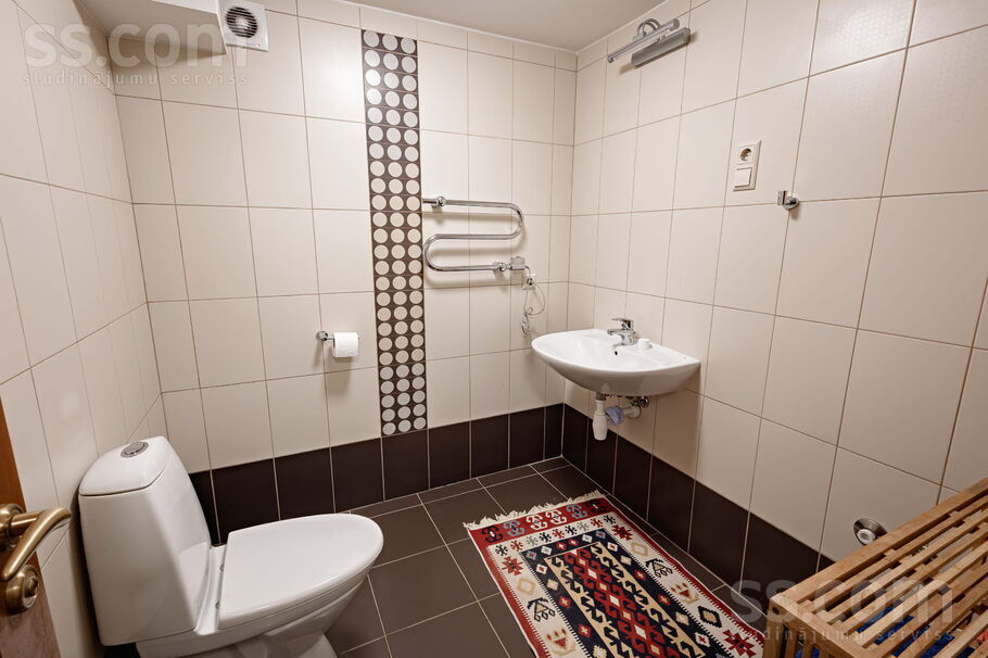 Jūrkalnes 75, Rīga — maja