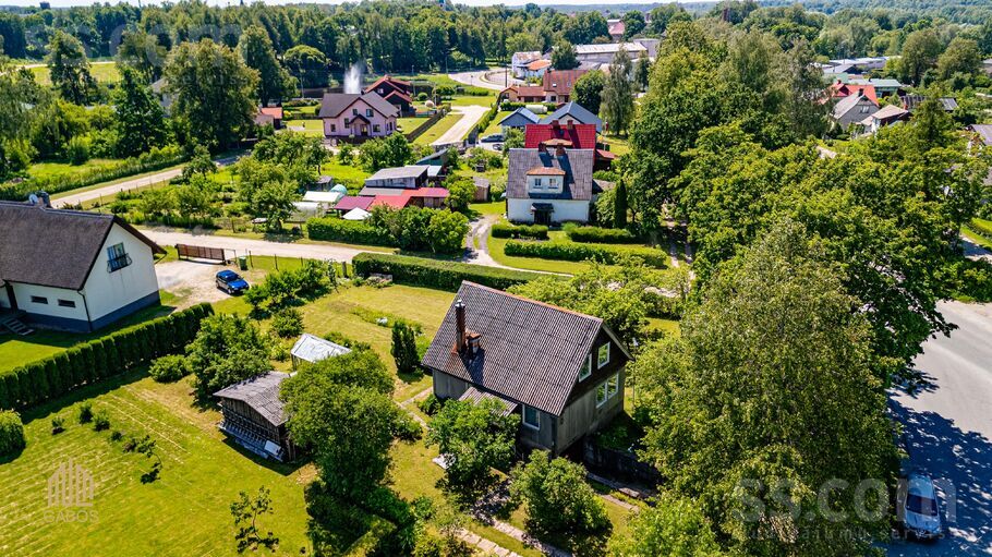 Burtnieku iela 24, Limbaži un raj., Limbaži — maja