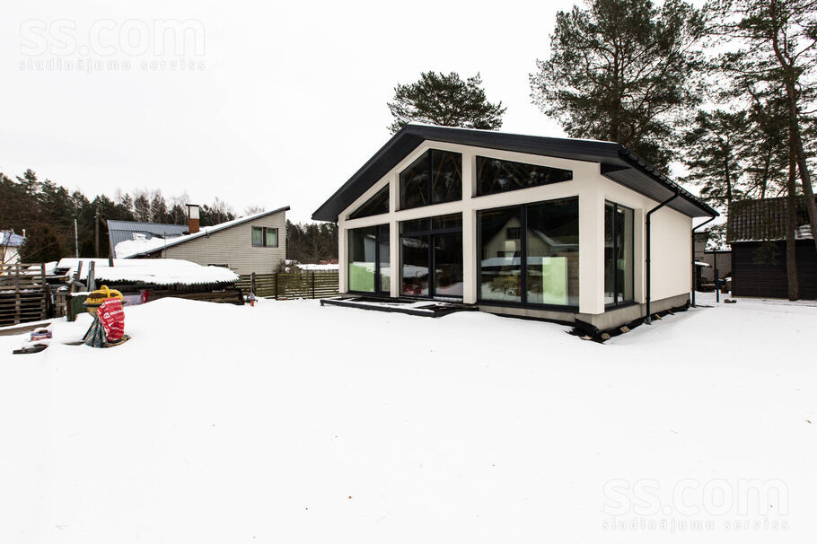 Ceriņkrūmu iela 23, Carnikava, Rīgas rajons, Carnikavas nov. — maja