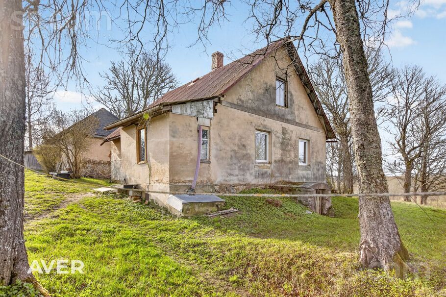 Lauciņi, Kolberģis, Alūksne un raj., Jaunalūksnes pag. — maja