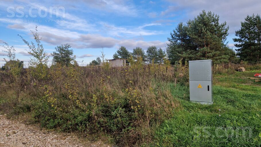 Zvirbuļu 1, Rīgas rajons, Salaspils — zeme