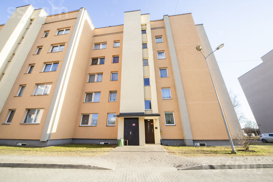 Viestura laukums 7, Viestura laukums, Valmiera un raj., Valmieras pag. — dzivoklis