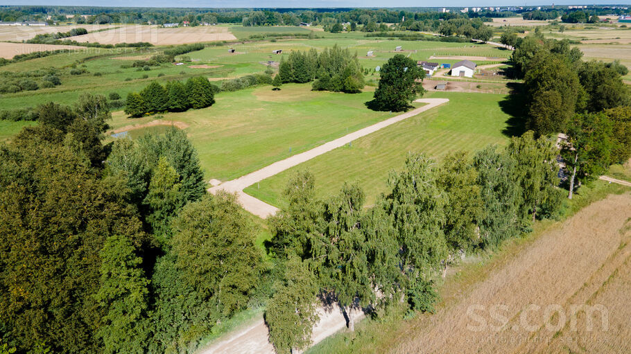 Bazūnas iela, Pēternieki, Rīgas rajons, Olaines pag. — zeme