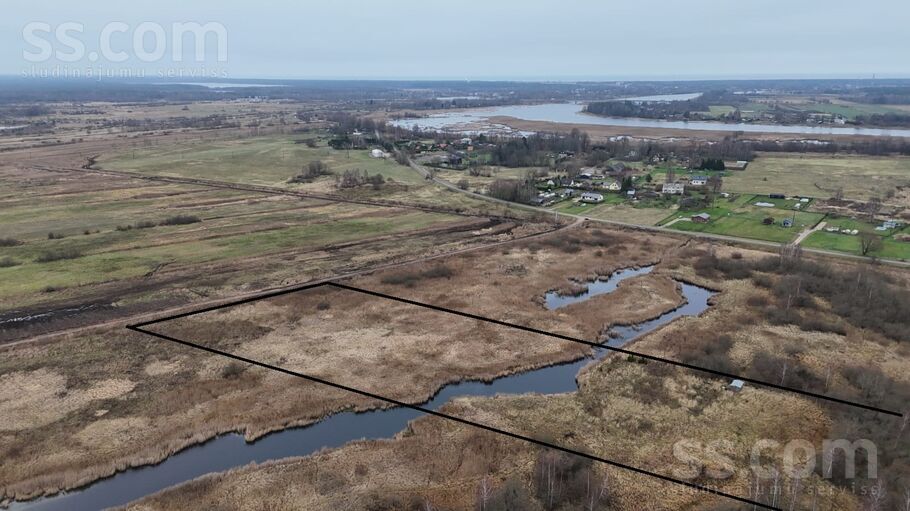 Tauriņi, Pavasari, Rīgas rajons, Salas pag. — zeme