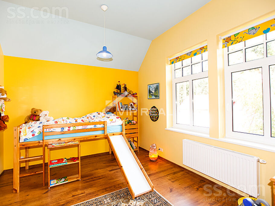 Edinburgas pr. 69, Jūrmala — maja