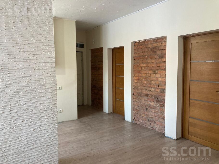 Alejas 21, Kocēni, Valmiera un raj., Kocēnu pag. — dzivoklis