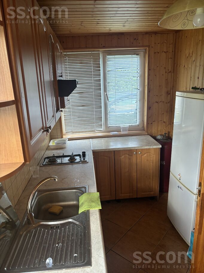 Dārziņu 152, Rīga — maja