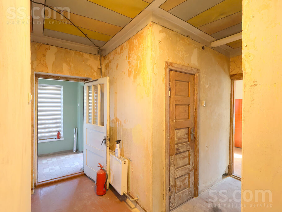 Usmas iela 15, Liepāja un raj., Liepāja — maja