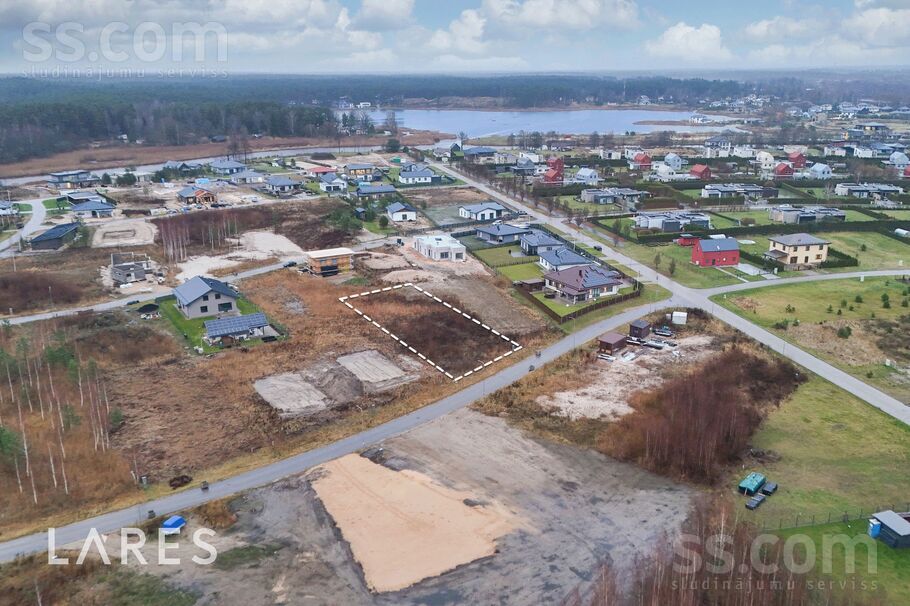 Juglas 1, Rīga — maja