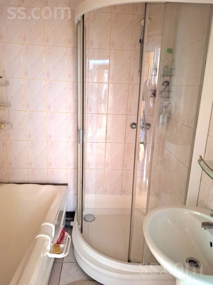 Rītausmas 20, Bauska un raj., Bauska — dzivoklis