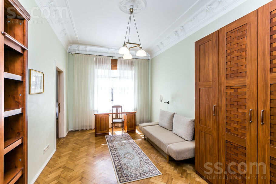 Tērbatas 37, Rīga — dzivoklis